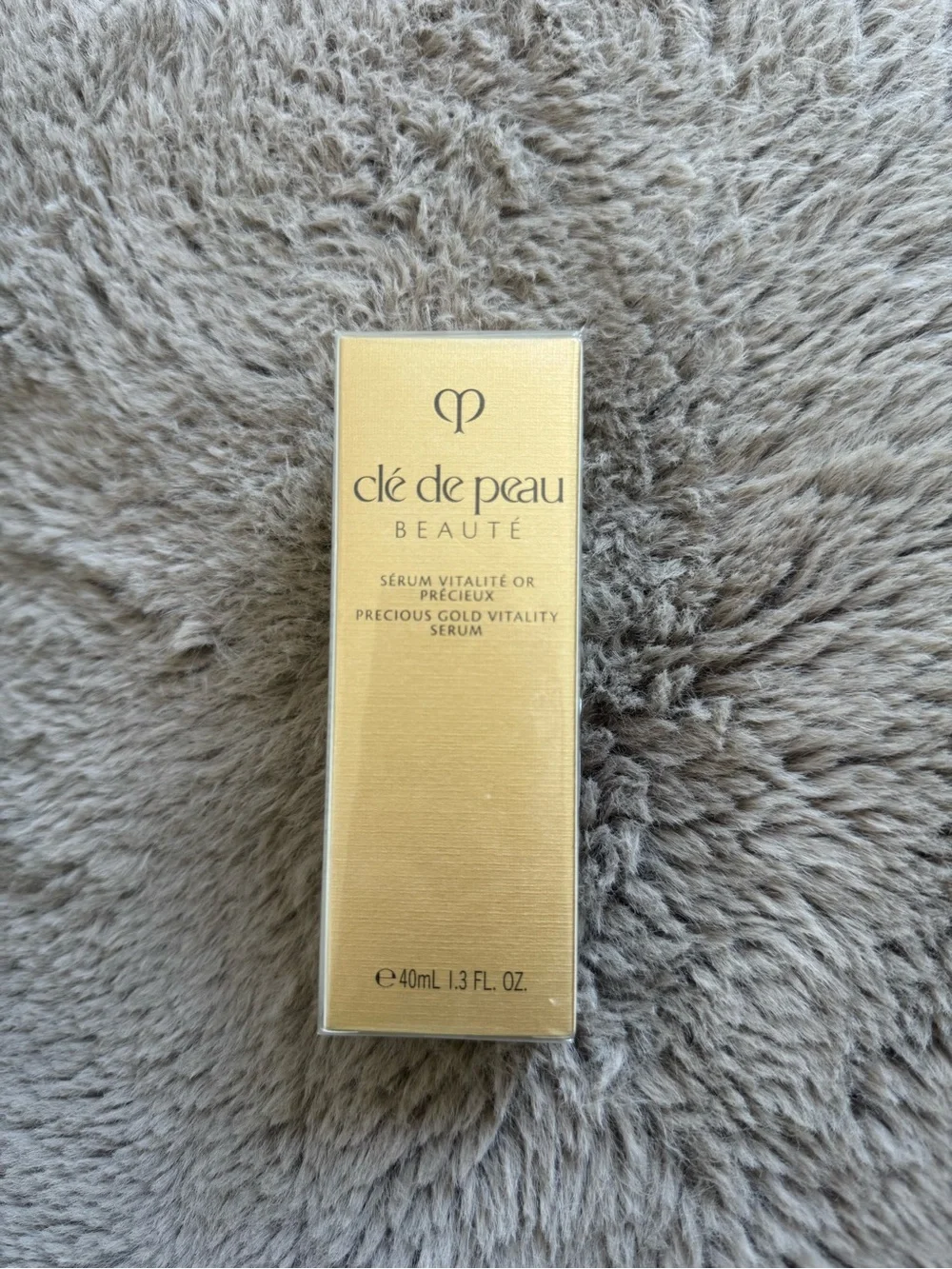 NIB Clé de Peau Beauté Precious Gold Vitality Serum 40mL 1.35oz $298